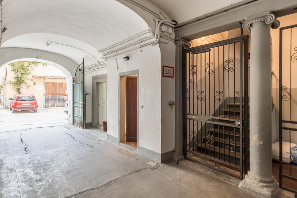 Ferienwohnung La Casa Di Ugo-A Due Passi Dal Duomo Florenz Exterior foto